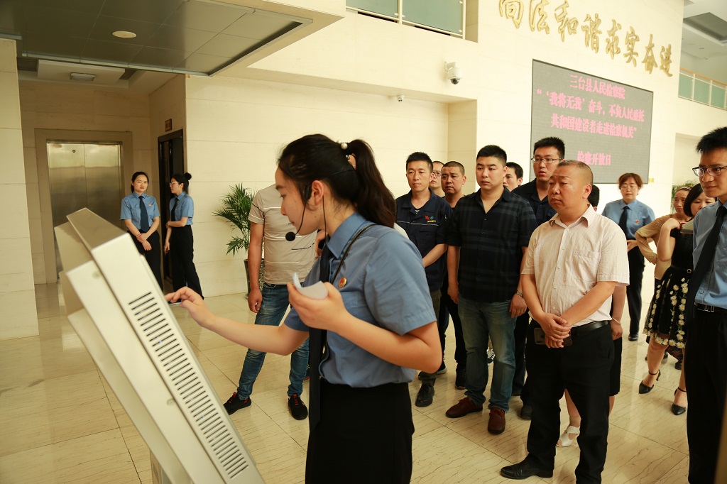 “‘我将无我’奋斗,不负人民重托!”beat365体育官方网站_365买球平台下载苹果_365bet平台网址检察院开展检察开放日活动